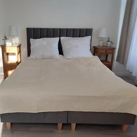 Wieza Krolowa Гнезно