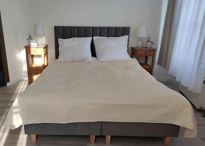 Wieza Krolowa Гнезно